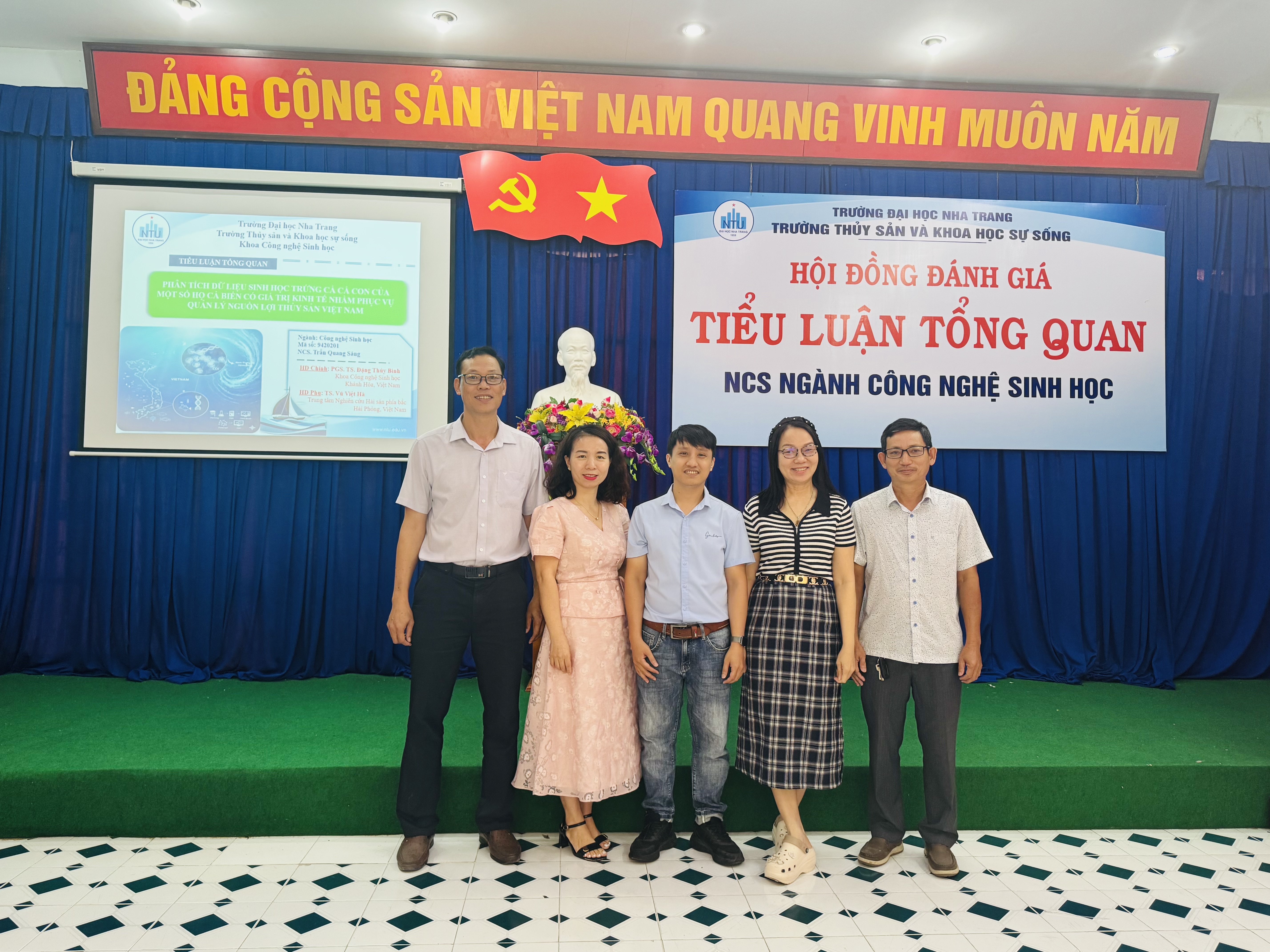 Nghiên cứu sinh Trần Quang Sáng bảo vệ thành công tiểu luận tổng quan với điểm số xuất sắc