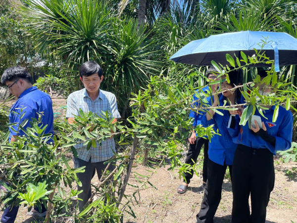 HÀNH TRÌNH TRẢI NGHIỆM KẾT HỢP HƯỚNG NGHIỆP: MỘT NGÀY BƯỚC RA KHỎI GIẢNG ĐƯỜNG ĐẦY CẢM HỨNG CỦA SINH VIÊN K67CNSH.MP & K67CNSH.