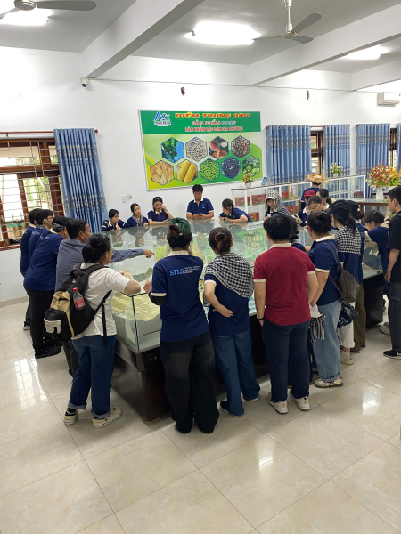 Chuyến đi học tập thực tế của tập thể lớp 66.CNSH