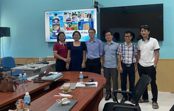 Nghiệm thu đề tài NCKH cấp trường: “Tối ưu hóa quá trình thu nhận sinh khối vi sinh vật có tiềm năng probiotic trên dịch chiết rong lục Ulva lactuca và thử nghiệm sử dụng cho giai đoạn nuôi lưu hàu sữa Thái Bình Dương (Crassostrea gigas)”