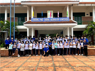 Viện CNSH & MT thực hiện ngoại khóa “Hành động vì môi trường không rác thải nhựa"