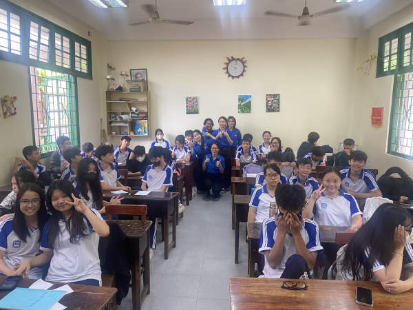 Chuỗi hoạt động tuyên truyền nâng cao kiến thức của học sinh về bảo vệ môi trường  và hành động giảm rác thải nhựa