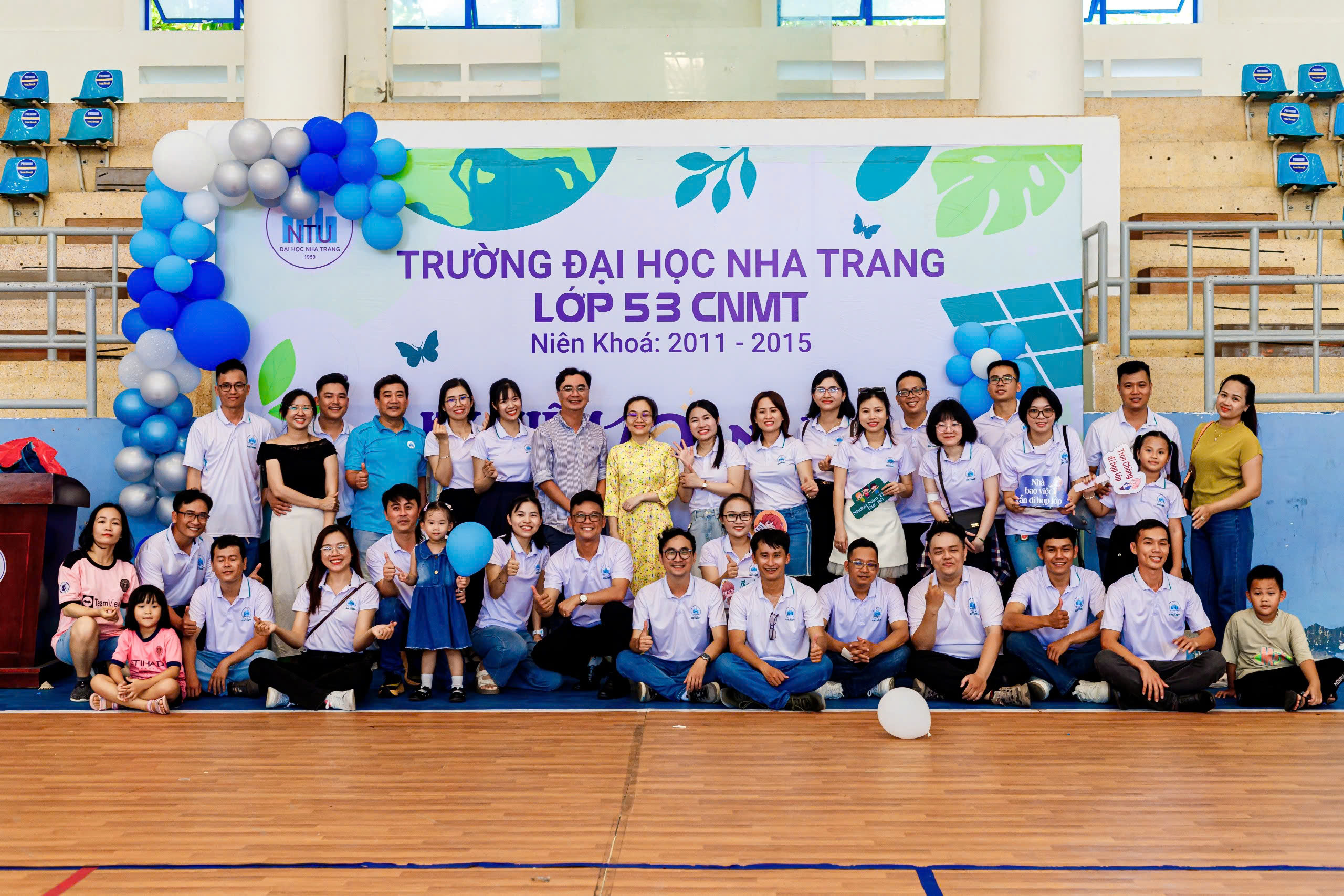 10 Năm Hội Ngộ – Cựu Sinh Viên K53 Ngành Công Nghệ Môi Trường Trở Về Mái Trường Xưa